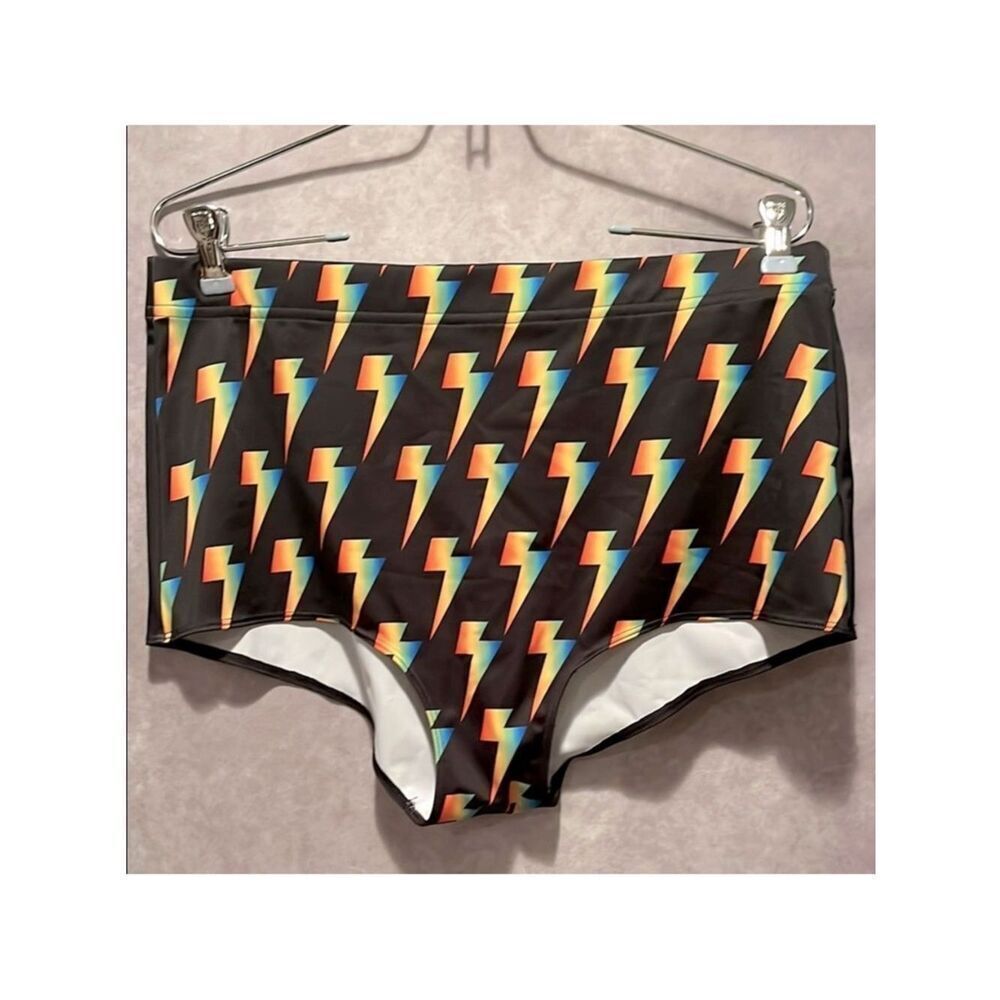 Devil Walking booty shorts rainbow lightning bolt festival rave size XL 🌈🔥